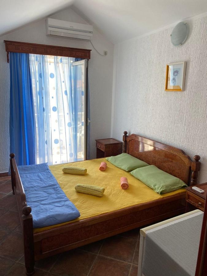 Отель Vila Monte Будва Экстерьер фото