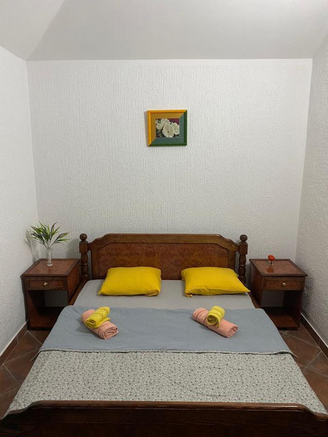 Отель Vila Monte Будва Экстерьер фото